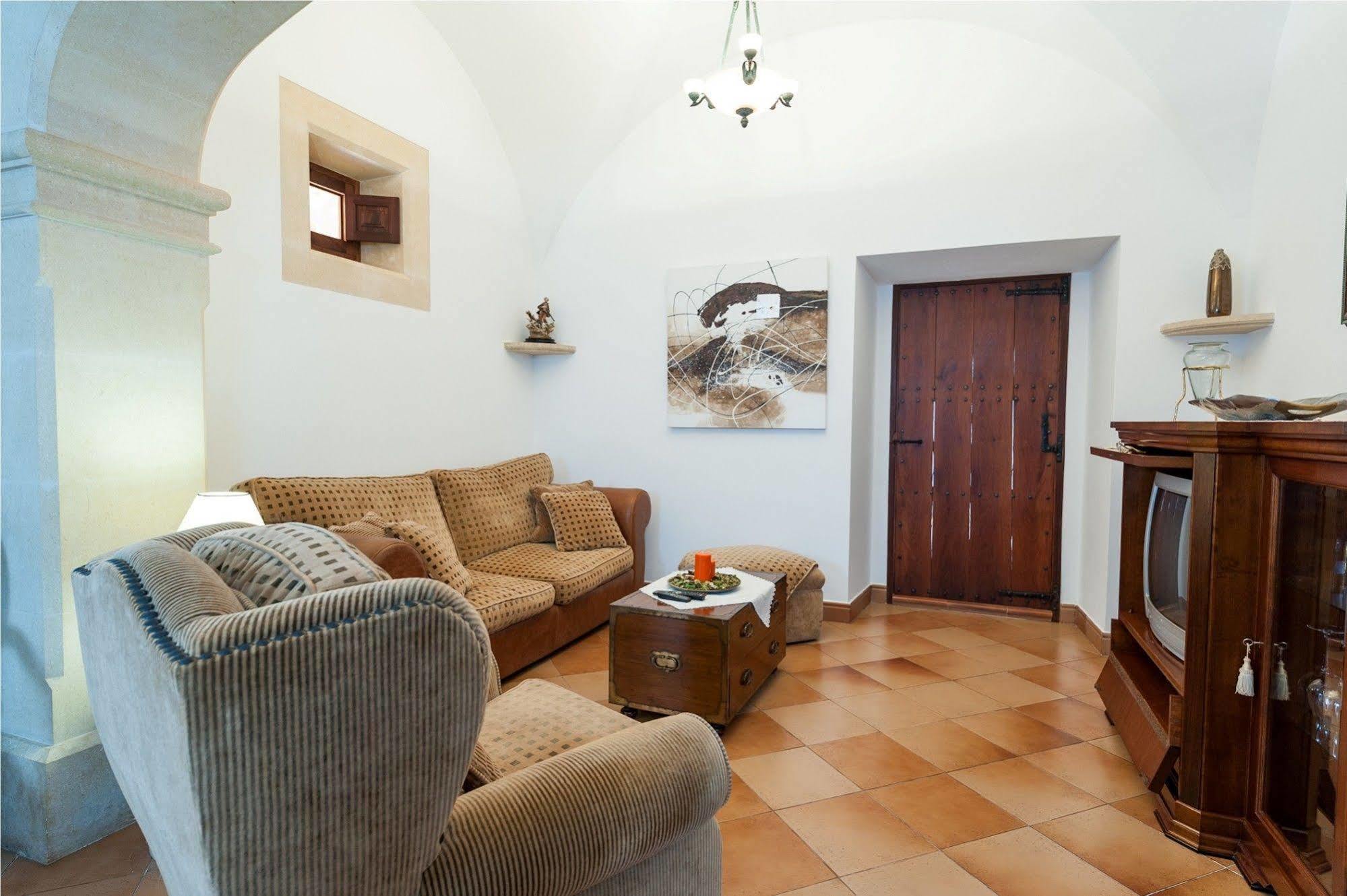 Son Moll Villa Petra (Mallorca)