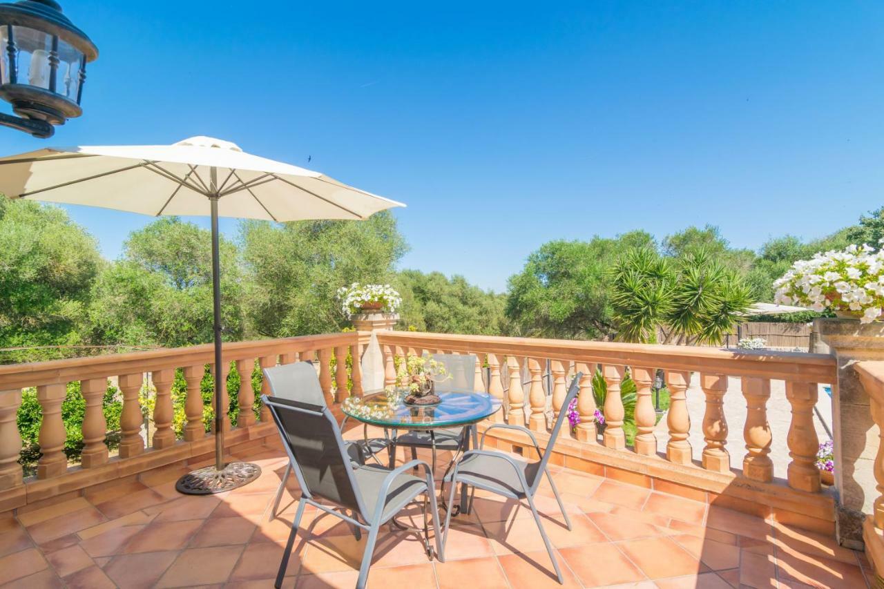 Son Moll Villa Petra (Mallorca)